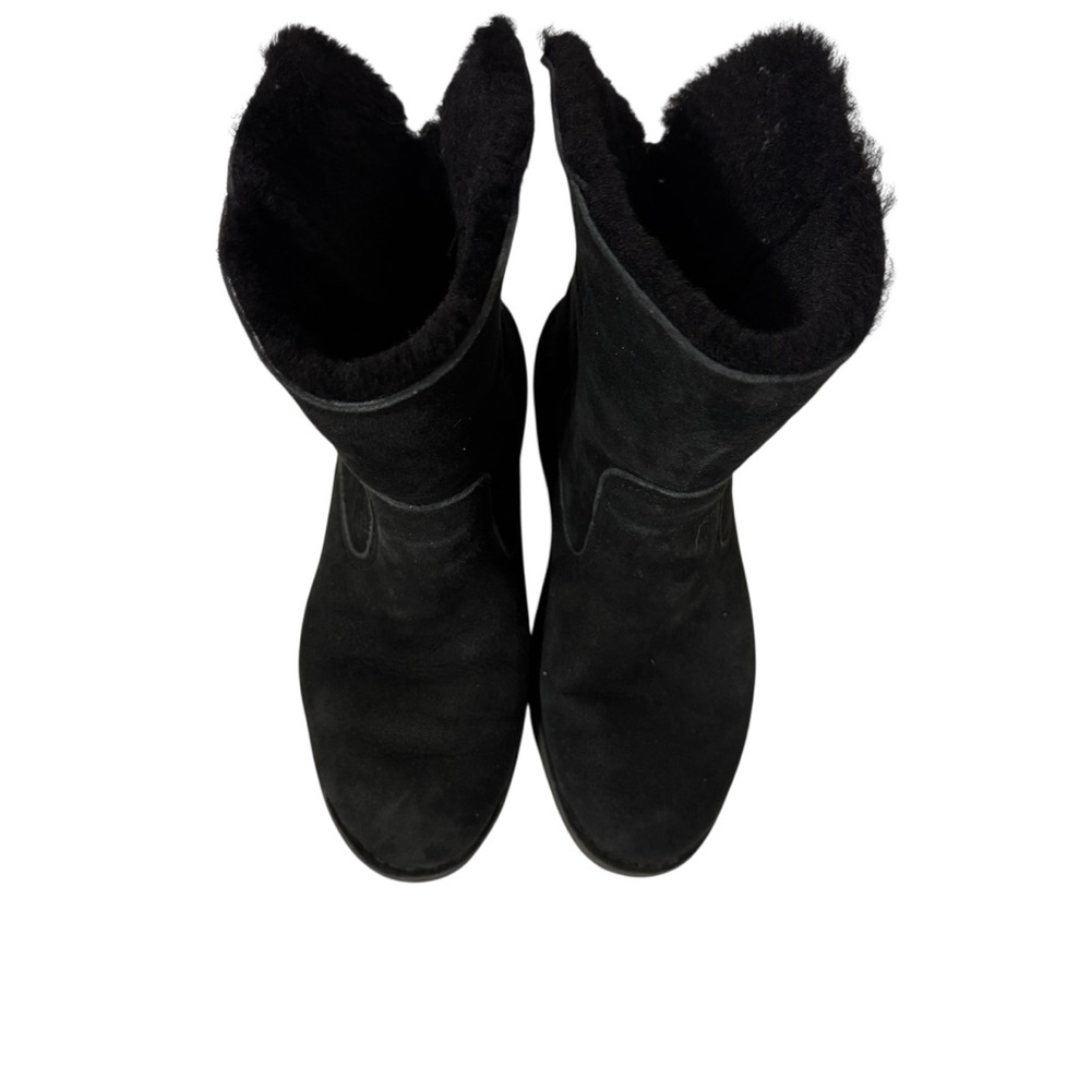 UGG Women's Black Winter Boots - Picture 3 of 7